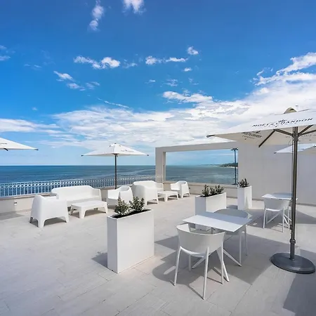 Hotell Supporter Deluxe 5*