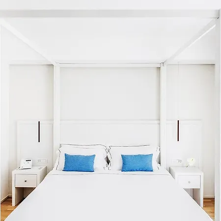 Hotell Supporter Deluxe 5*