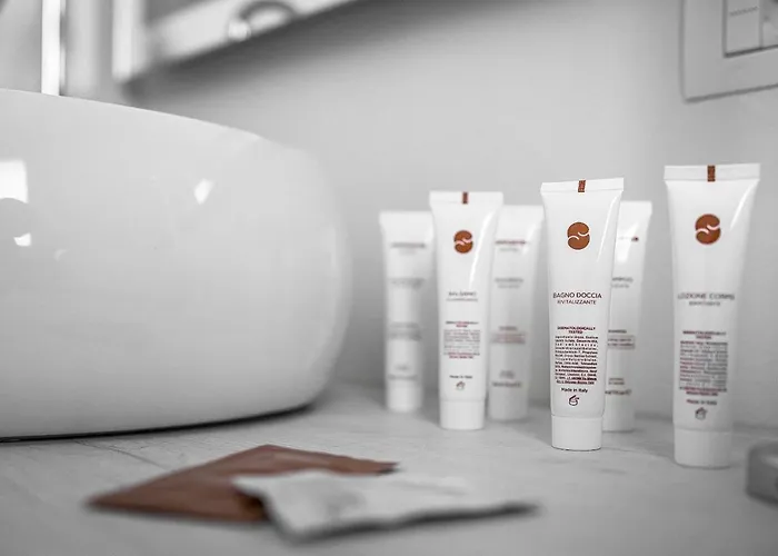 Supporter Deluxe Hotel